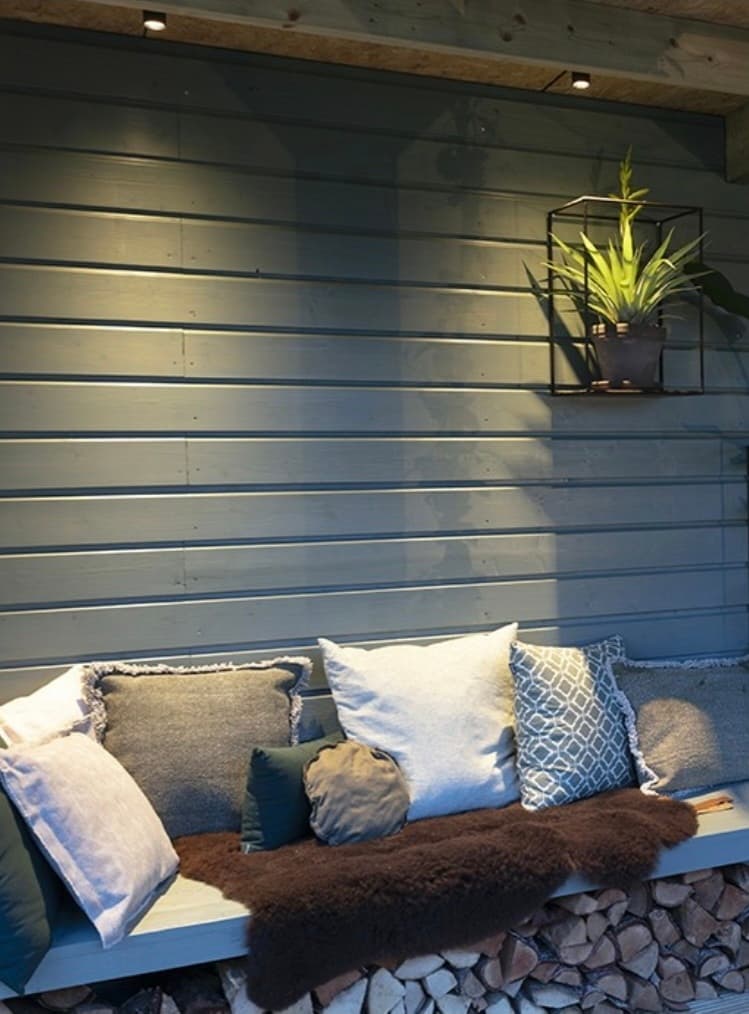 Wall & Facade Lights